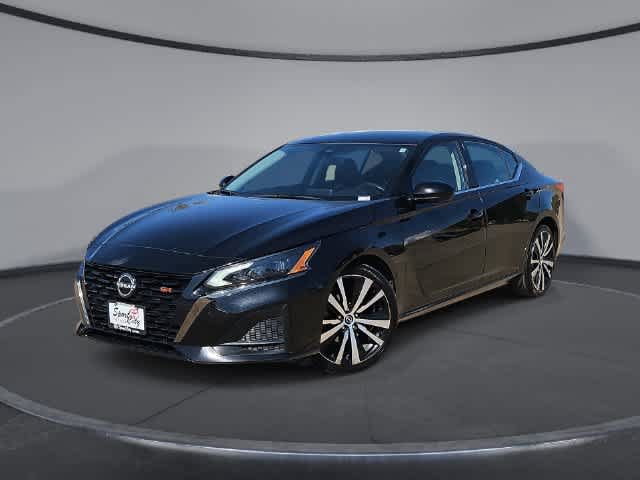 Used 2024 Nissan Altima 2.5 SR FWD image 1
