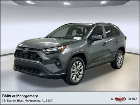 Used 2022 Toyota RAV4 XLE Premium image 1
