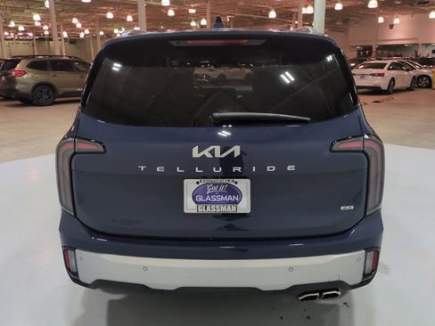 Certified 2024 Kia Telluride SX Prestige AWD/4WD image 4