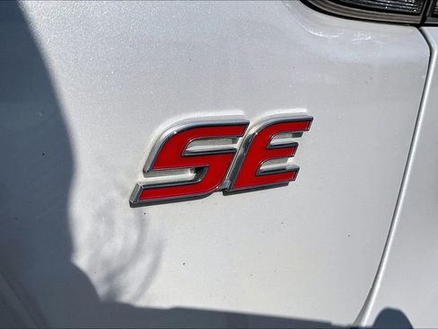Used 2024 Toyota Corolla SE FWD image 24