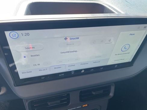 Used 2025 Ford Maverick XL w/ Equipment Group 102A image 17