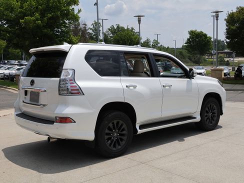 Used 2023 Lexus GX 460 Premium AWD/4WD image 9