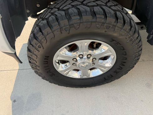 Used 2022 RAM 2500 Big Horn w/ Level 1 Equipment Group AWD/4WD image 10