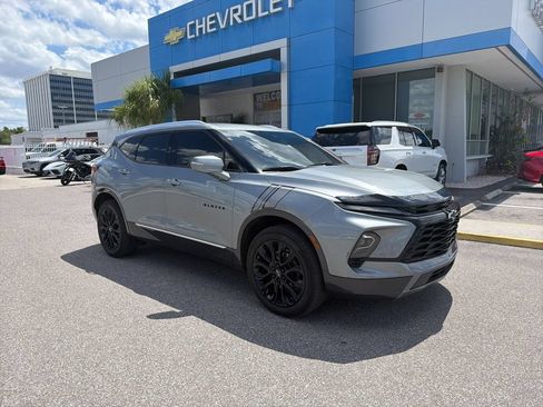 Used 2023 Chevrolet Blazer Premier w/ LPO, Black Sport Package FWD image 3