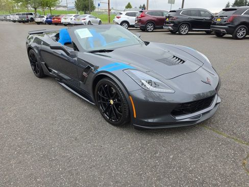 Used 2017 Chevrolet Corvette Grand Sport RWD image 3