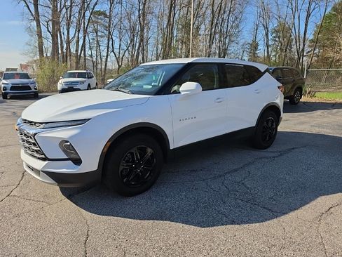 Certified 2023 Chevrolet Blazer LT w/ LPO, Floor Liner Package AWD/4WD image 31