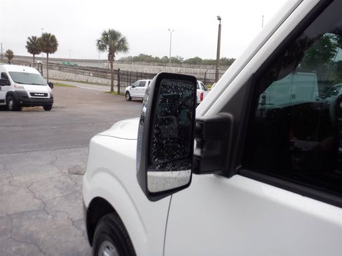 Used 2021 Nissan NV 3500 SV RWD image 11