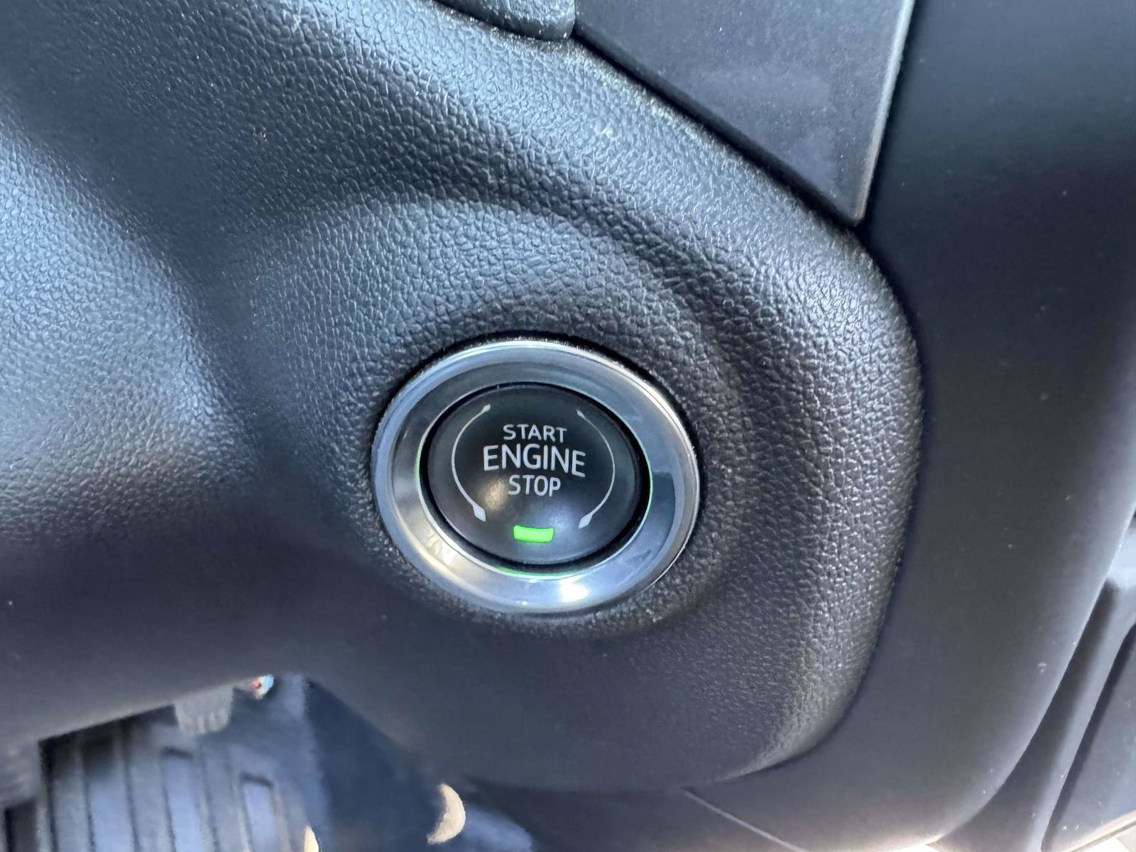 Used 2025 Chevrolet Silverado 1500 W/T RWD image 35