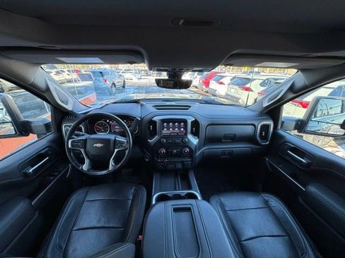 Used 2020 Chevrolet Silverado 3500 LTZ w/ LTZ Plus Package image 16