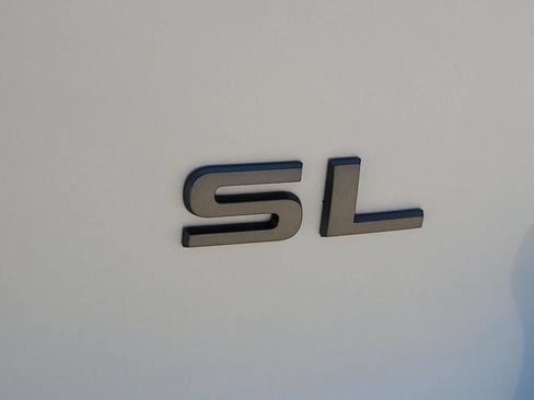 New 2026 Nissan Armada SL w/ Captain's Chari Seat Package AWD/4WD image 10