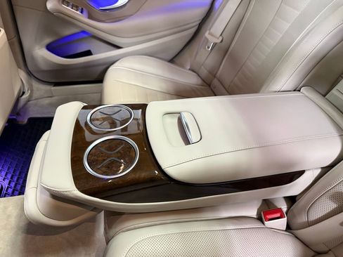 Used 2016 Mercedes-Benz S 550 4MATIC Sedan image 19