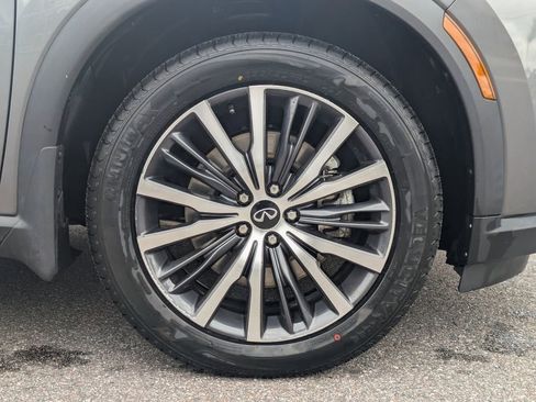 Used 2022 INFINITI QX60 Sensory w/ Vision Package image 11