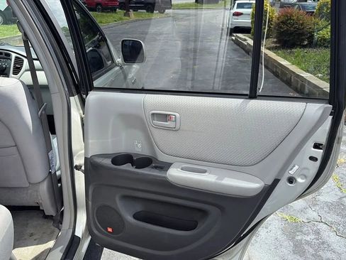 Used 2007 Toyota Highlander Hybrid image 19