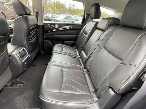 Used 2019 INFINITI QX60 Luxe w/ Essential Package image 12