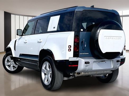 Certified 2024 Land Rover Defender 110 S image 4