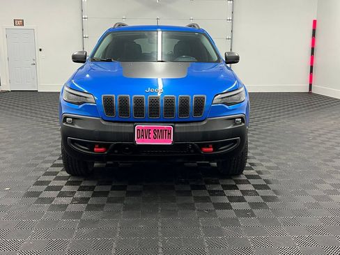 Used 2021 Jeep Cherokee Trailhawk w/ Comfort/Convenience Group AWD/4WD image 5