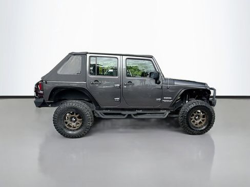 Used 2017 Jeep Wrangler Unlimited Sport w/ Connectivity Group image 9