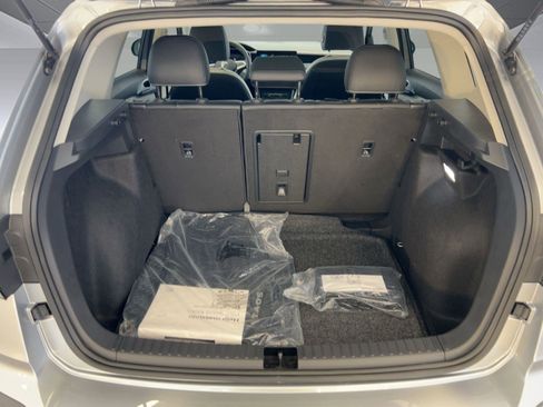 New 2026 Volkswagen Taos SE image 33