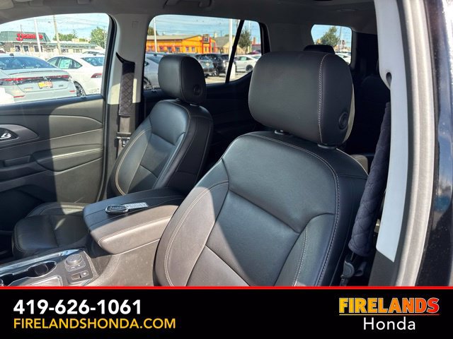 Used 2021 Chevrolet Traverse Premier w/ Redline Edition FWD image 18