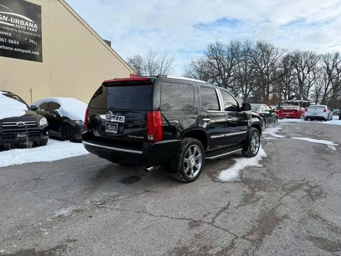 Used 2012 Cadillac Escalade Luxury image 7