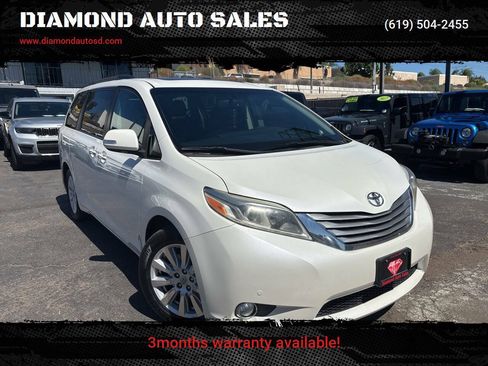 Used 2017 Toyota Sienna Limited FWD image 1