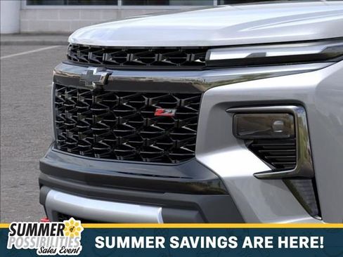 New 2026 Chevrolet Traverse Z71 w/ Driver Confidence Package AWD/4WD image 13