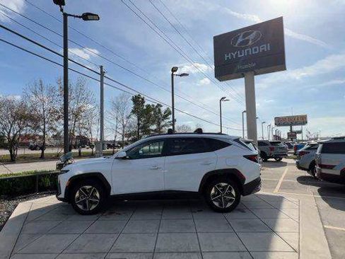 Used 2026 Hyundai Tucson SEL FWD image 4