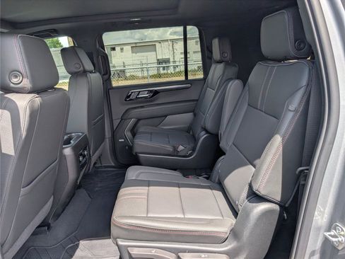 New 2026 Chevrolet Suburban RST w/ Comfort Package RWD image 33