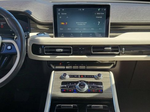 Certified 2022 Lincoln Aviator Black Label w/ Dynamic Handling Package image 21