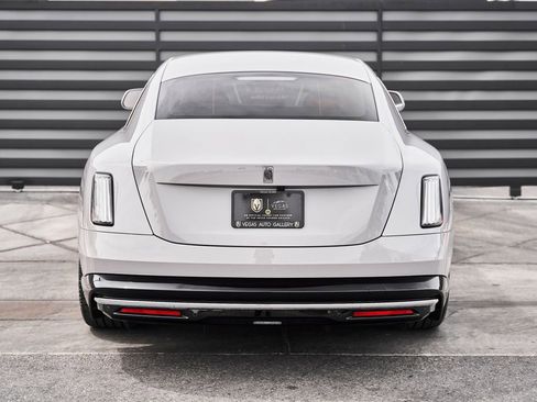 Used 2025 Rolls-Royce Spectre w/ Spectre Launch Package AWD/4WD image 14