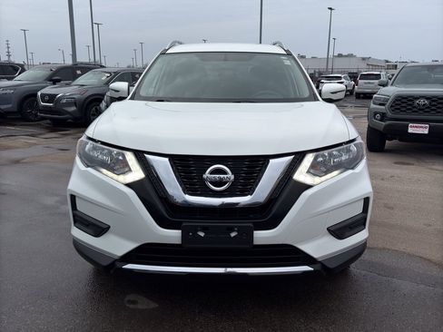Used 2017 Nissan Rogue S w/ S Appearance Package image 3