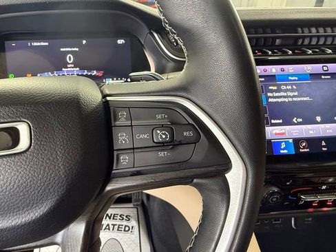 Used 2022 Jeep Grand Cherokee L Limited image 29