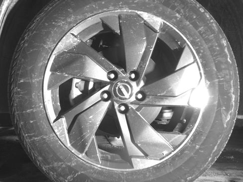 Used 2025 Nissan Rogue SV AWD/4WD image 12