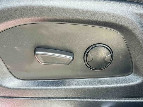 Used 2026 Ford Explorer Active RWD image 28