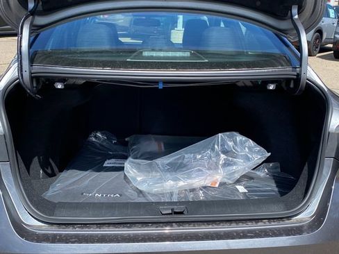 New 2026 Nissan Sentra SV w/ SV Convenience Package FWD image 24