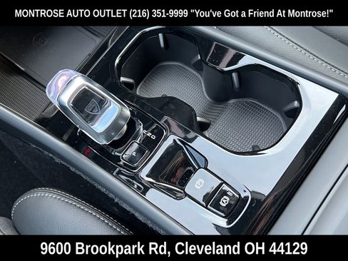 New 2026 Volvo XC40 B5 Plus w/ Protection Package Premier image 21