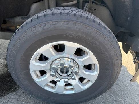 Used 2023 Ford F250 XLT w/ Snow Plow/Camper Package AWD/4WD image 4