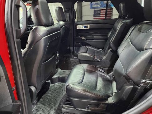 Used 2020 Ford Explorer ST w/ ST High-Performance Pack image 10