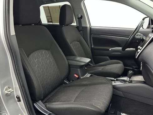 Used 2021 Mitsubishi Outlander Sport SE image 31