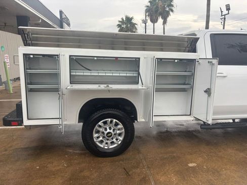 Used 2023 Chevrolet Silverado 2500 LT RWD image 30