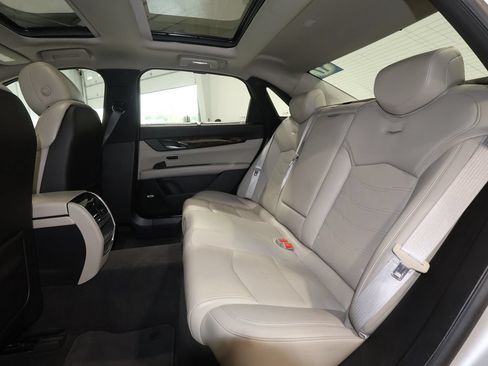 Used 2017 Cadillac CT6 Luxury AWD/4WD image 15
