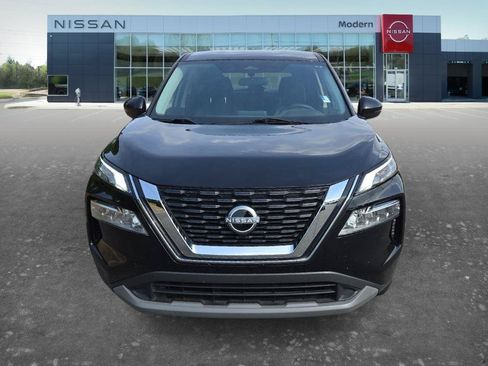 Used 2022 Nissan Rogue SV AWD/4WD image 2