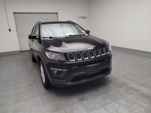 Used 2020 Jeep Compass Latitude w/ Popular Equipment Group AWD/4WD image 14