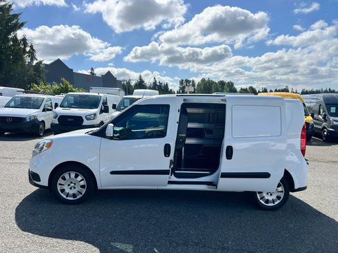 Used 2020 RAM ProMaster City Tradesman SLT image 9
