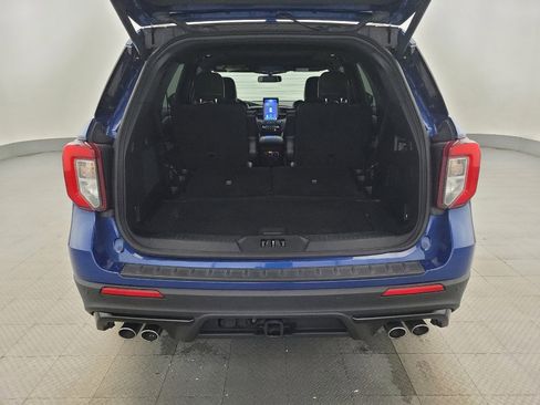 Used 2020 Ford Explorer ST w/ ST High-Performance Pack image 29