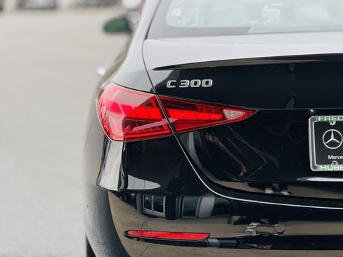 Used 2023 Mercedes-Benz C 300 4MATIC Sedan w/ Pinnacle Trim Package image 7