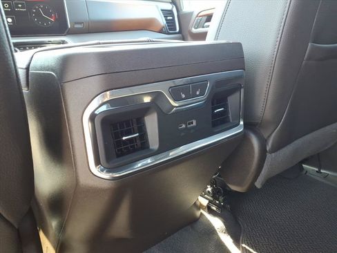 Used 2023 GMC Sierra 1500 Denali w/ Denali Reserve Package AWD/4WD image 9