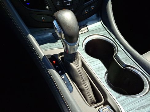 Certified 2019 Buick Envision Premium AWD/4WD image 15