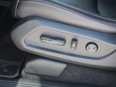 Used 2024 Honda Pilot TrailSport image 13