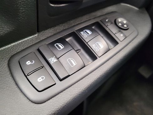Used 2017 RAM 1500 Tradesman w/ Protection Group AWD/4WD image 27